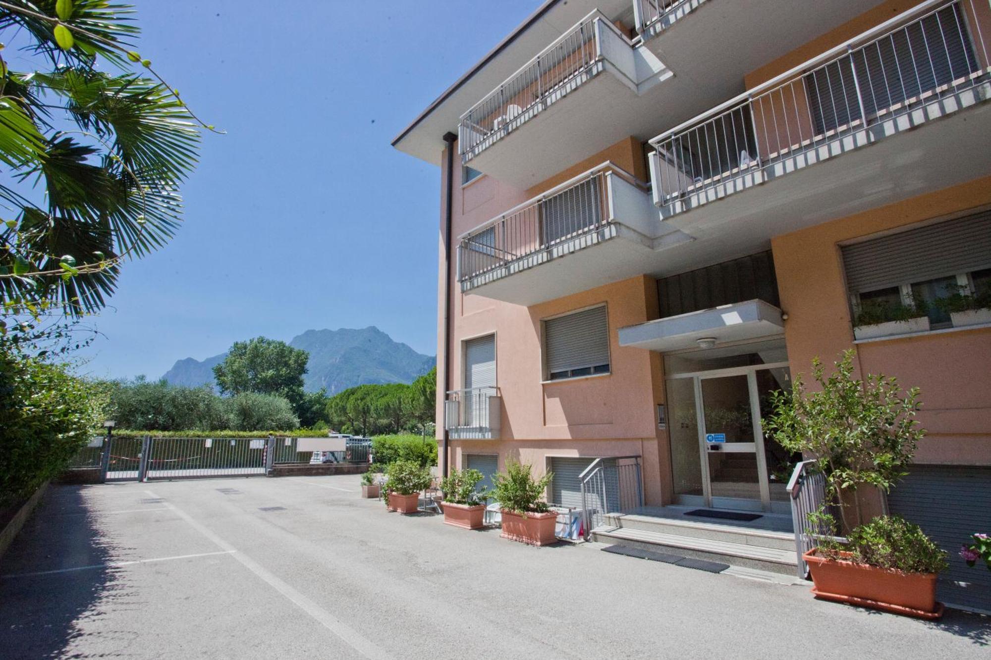La Casa Di Lavinia Torbole Sul Garda Exterior foto