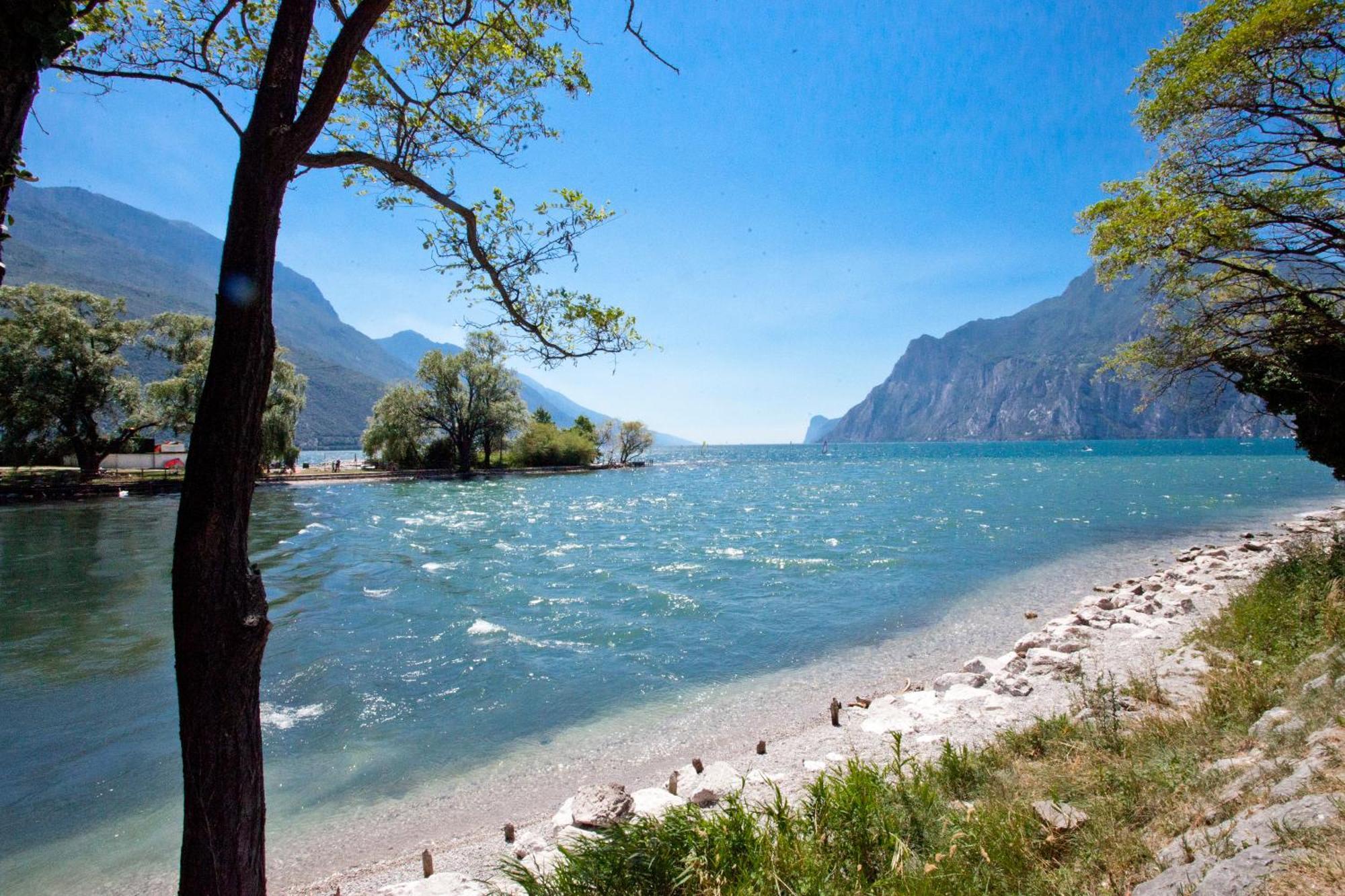 La Casa Di Lavinia Torbole Sul Garda Exterior foto
